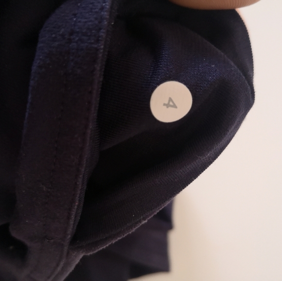 Lululemon seamlessly street crop leggings - Picture 13 of 14